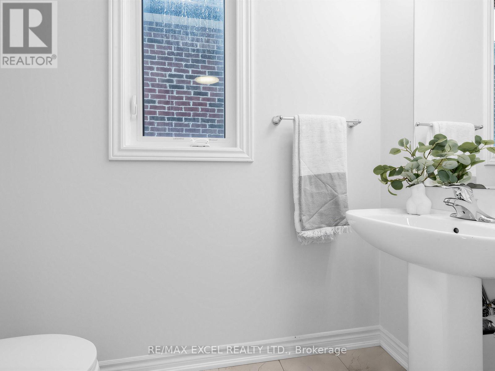 38 Navitas Crescent, Markham, Ontario  L6C 3K7 - Photo 7 - N12988976