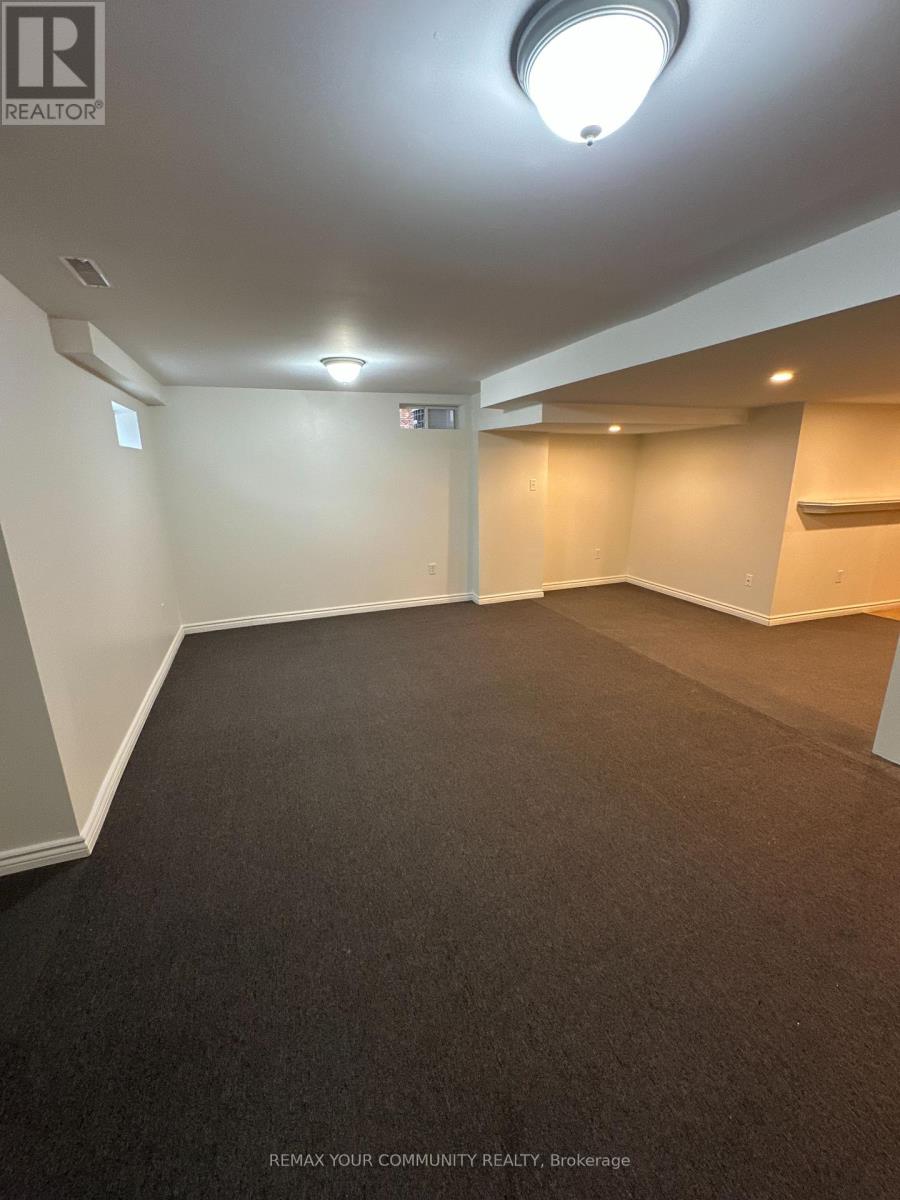 33 Brightsview Drive, Richmond Hill, Ontario  L4E 3Z2 - Photo 5 - N12989000