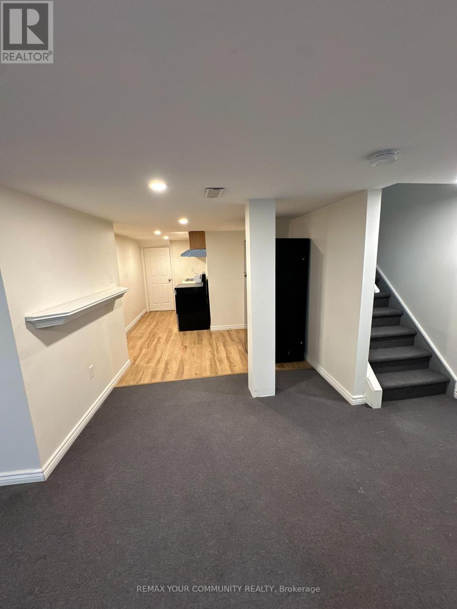 33 Brightsview Drive, Richmond Hill, Ontario  L4E 3Z2 - Photo 8 - N12989000