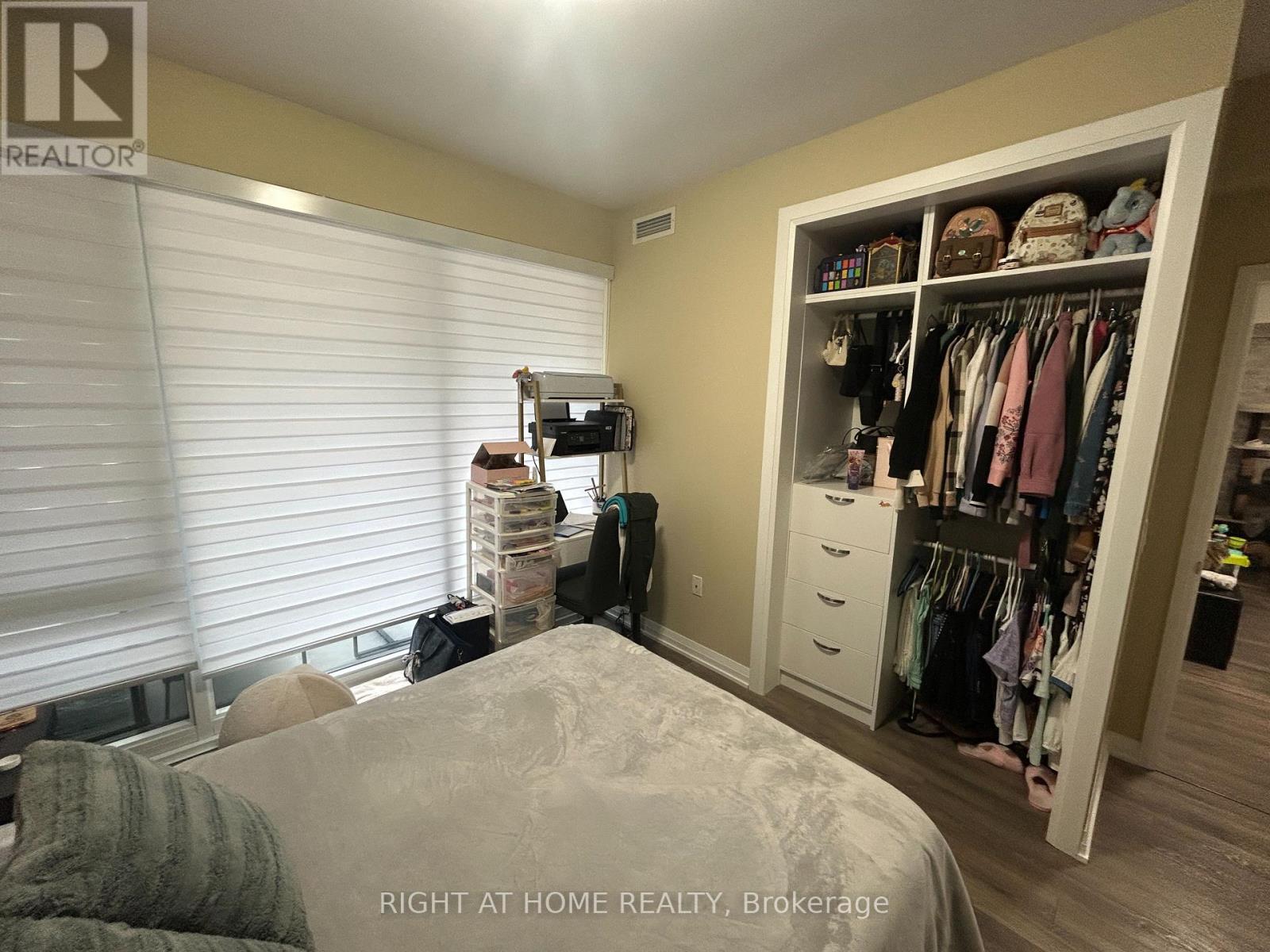 701 - 99 Eagle Rock Way, Vaughan, Ontario  L6A 5A7 - Photo 13 - N12989004