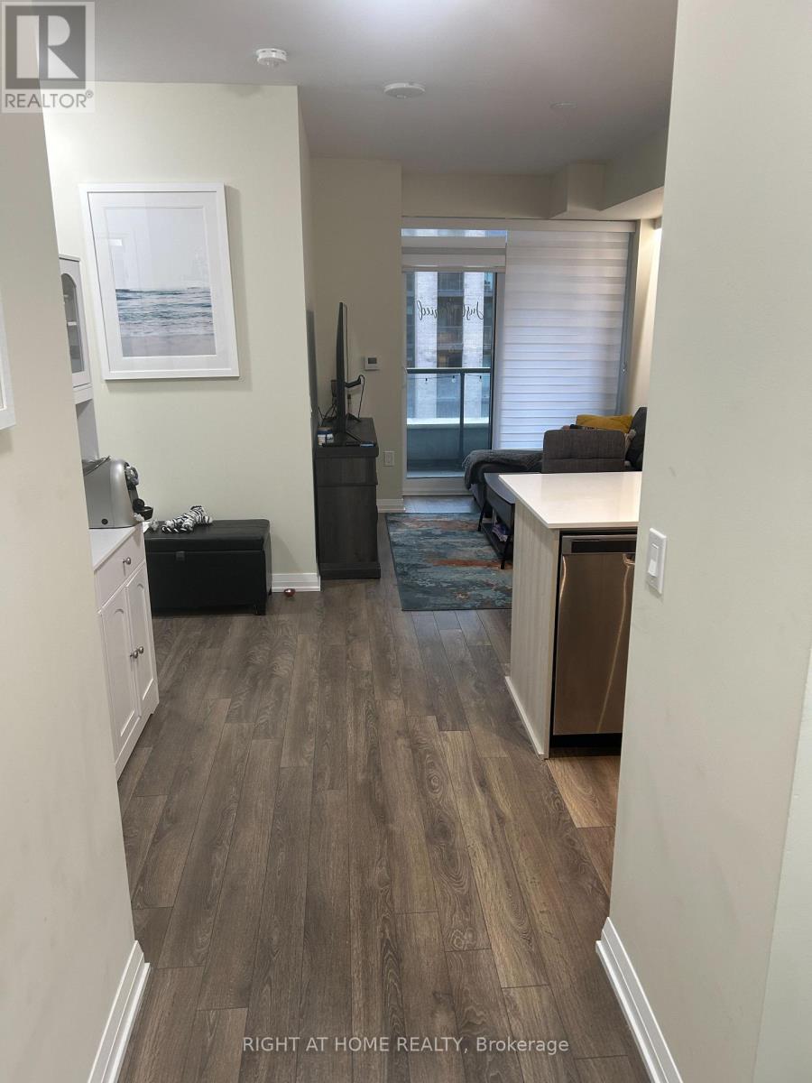 701 - 99 Eagle Rock Way, Vaughan, Ontario  L6A 5A7 - Photo 6 - N12989004