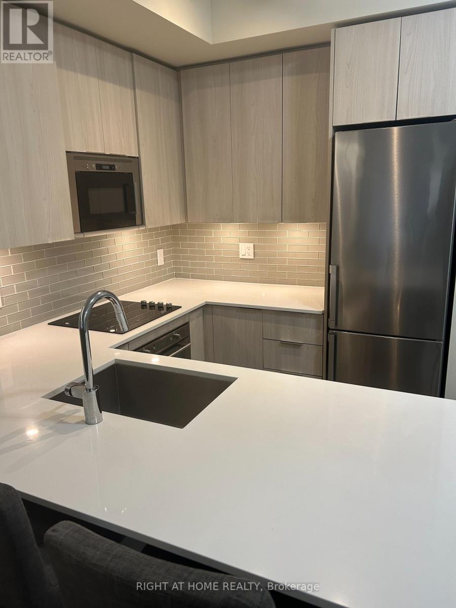 701 - 99 Eagle Rock Way, Vaughan, Ontario  L6A 5A7 - Photo 9 - N12989004