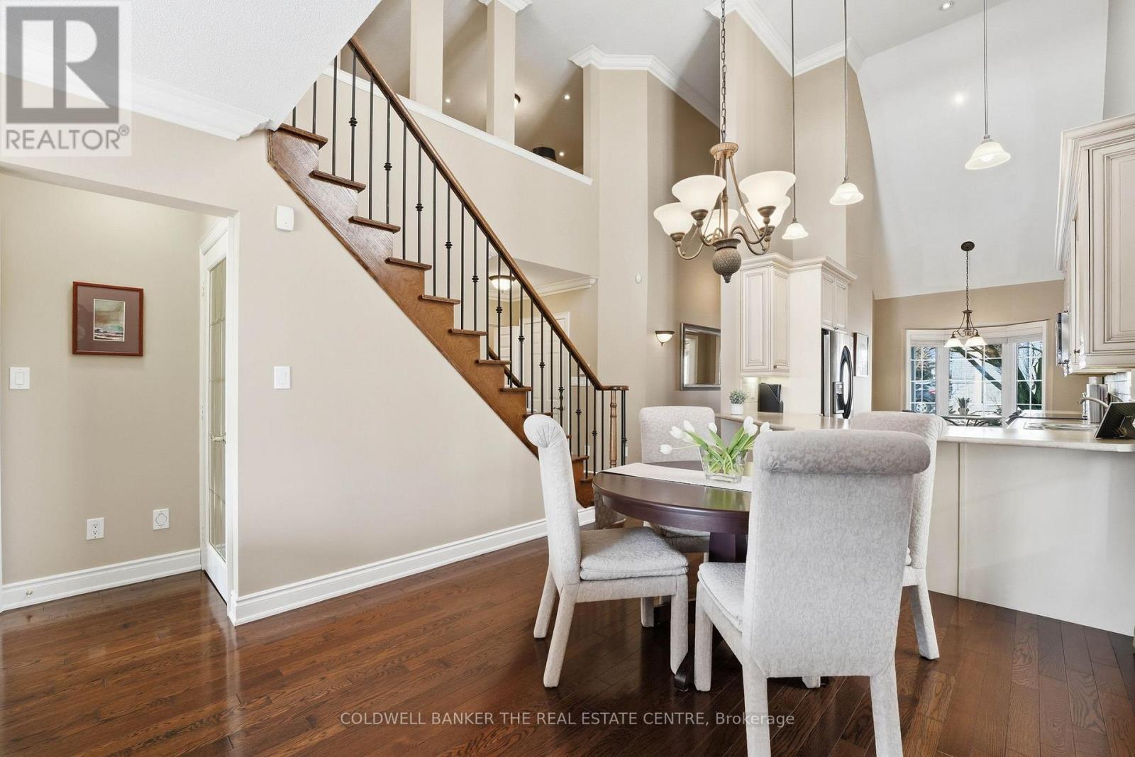 401 Terry Carter Crescent, Newmarket, Ontario  L3Y 9G2 - Photo 4 - N12989014