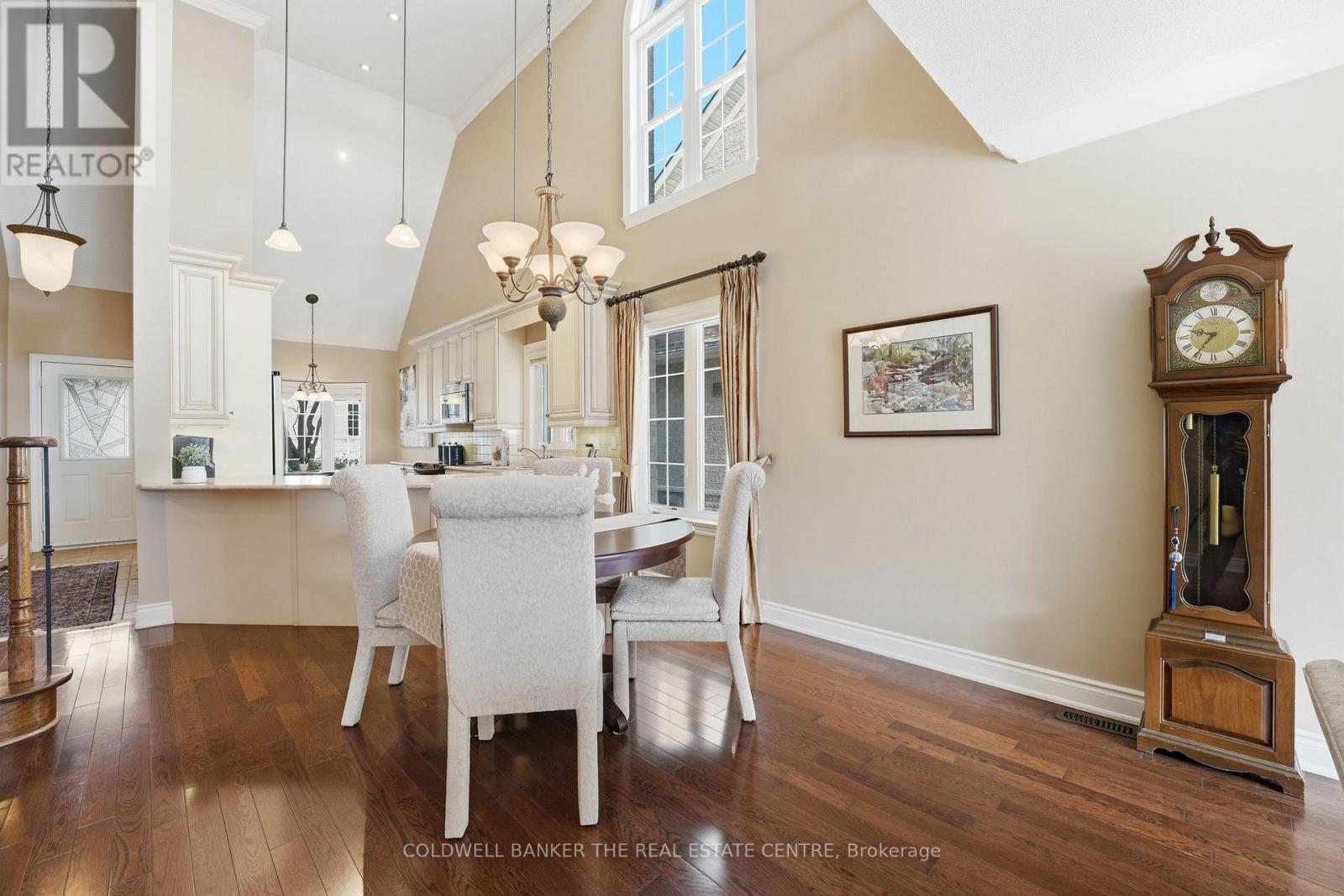 401 Terry Carter Crescent, Newmarket, Ontario  L3Y 9G2 - Photo 6 - N12989014