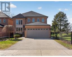 32 MULHOLLAND DRIVE, Vaughan, Ontario