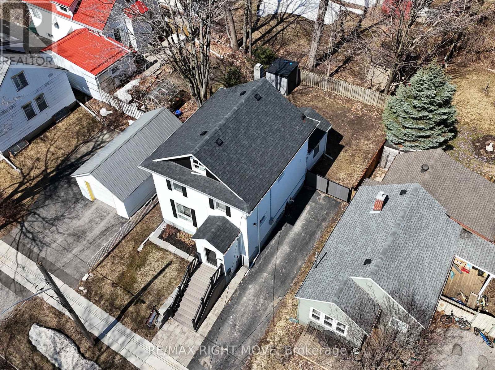 144 Cedar Street, Orillia, Ontario  L3V 2C9 - Photo 15 - S12989054