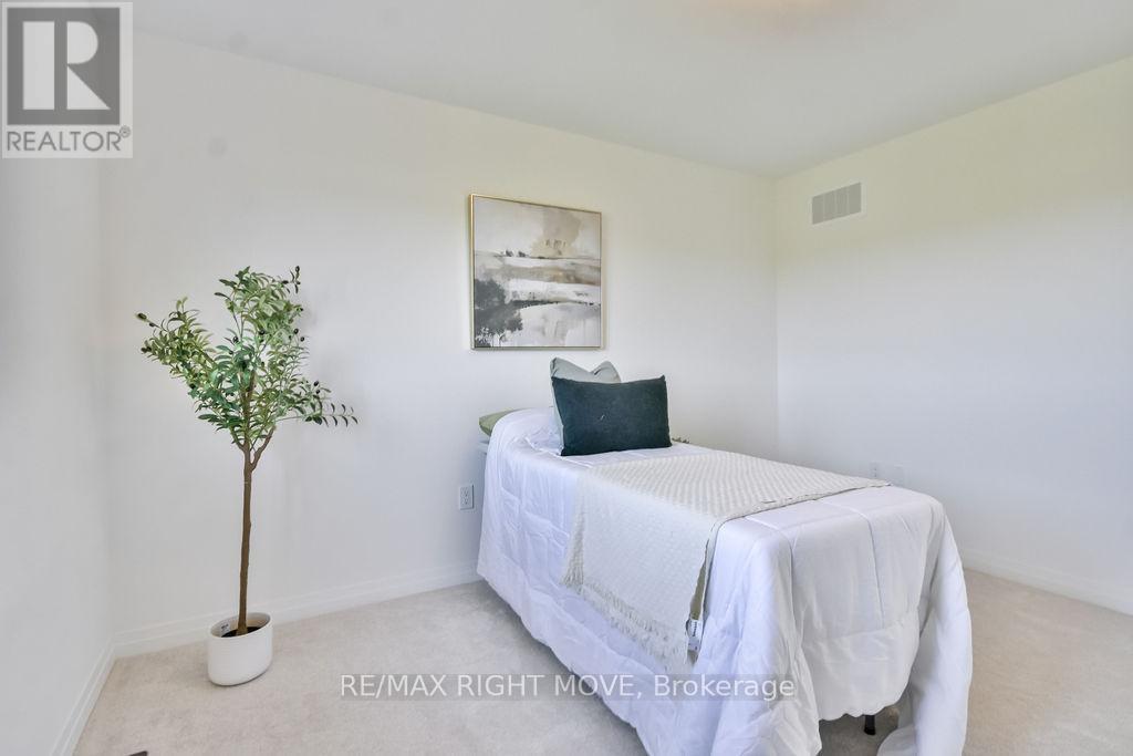 3721 Quayside Drive, Severn (West Shore), Ontario L3V 8M9 - Photo 31 - S12989078