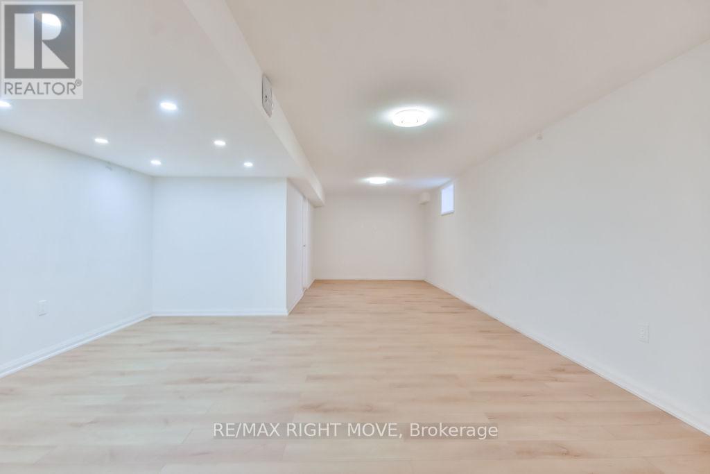 3721 Quayside Drive, Severn (West Shore), Ontario L3V 8M9 - Photo 44 - S12989078