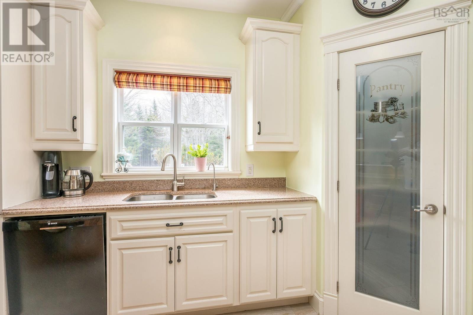 86 Sloane Court, Hammonds Plains, Nova Scotia  B4B 2A4 - Photo 12 - 202607125