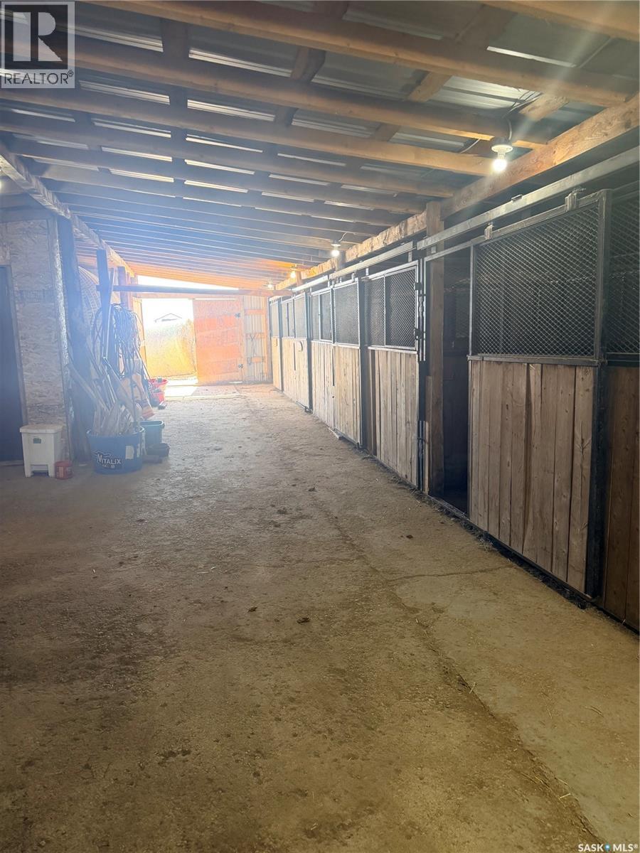 Mezzo Acreage Grid Road, Tompkins, Saskatchewan  S0N 2S0 - Photo 17 - SK032700