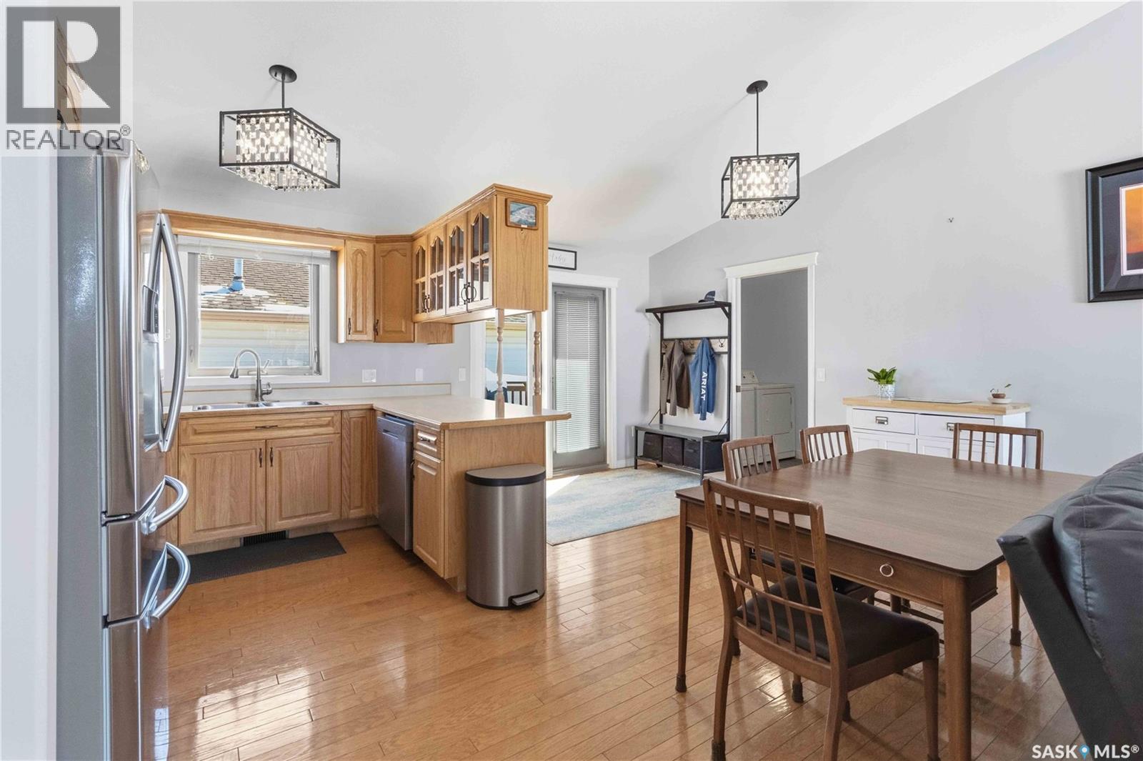 775 1st Avenue N, Martensville, Saskatchewan  S0K 2T2 - Photo 14 - SK032567