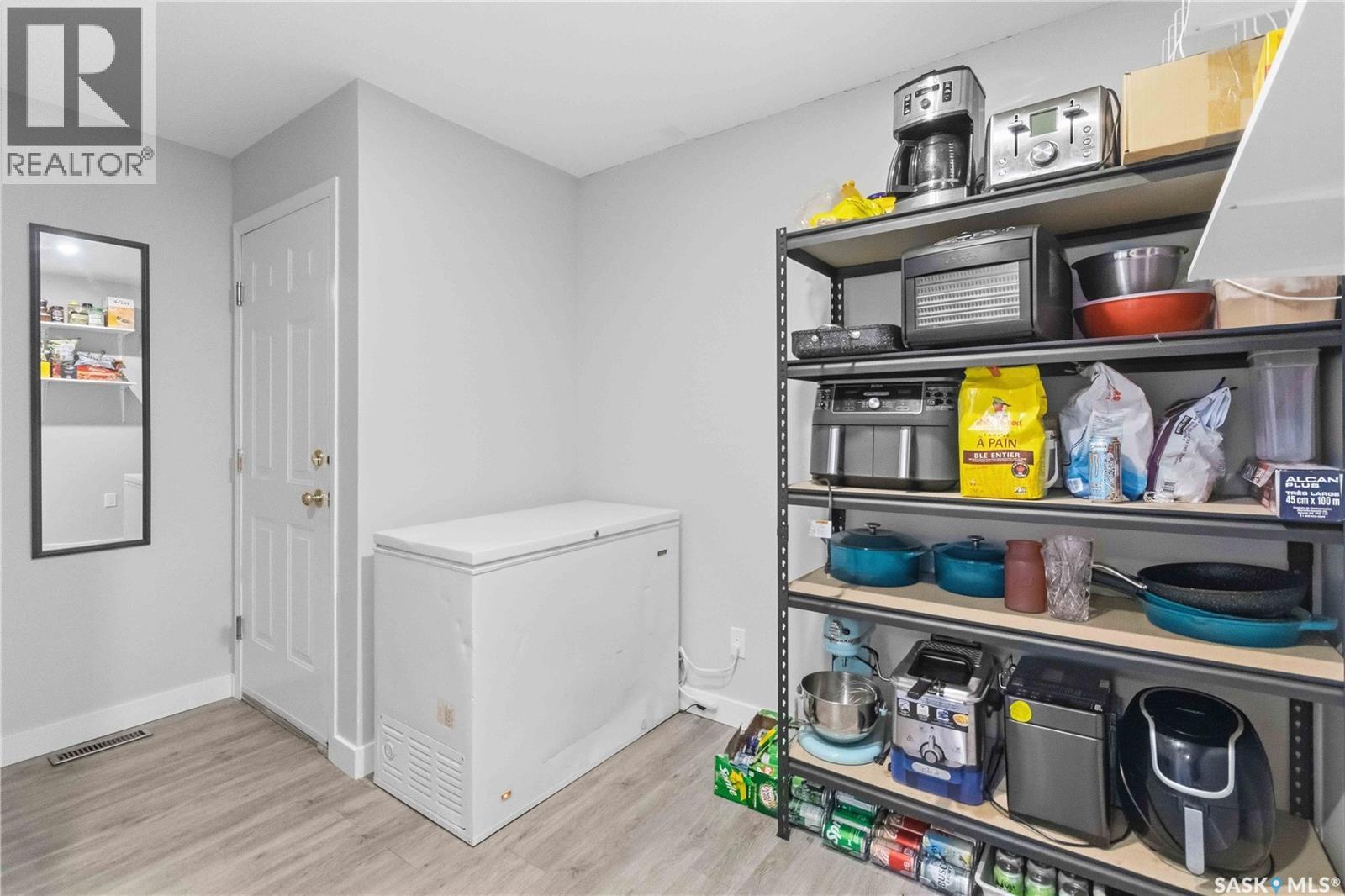 775 1st Avenue N, Martensville, Saskatchewan  S0K 2T2 - Photo 27 - SK032567