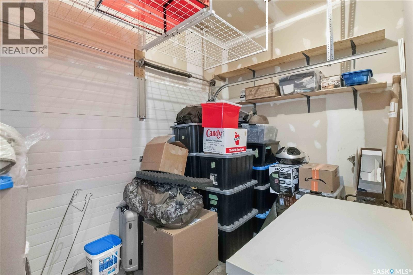 775 1st Avenue N, Martensville, Saskatchewan  S0K 2T2 - Photo 28 - SK032567