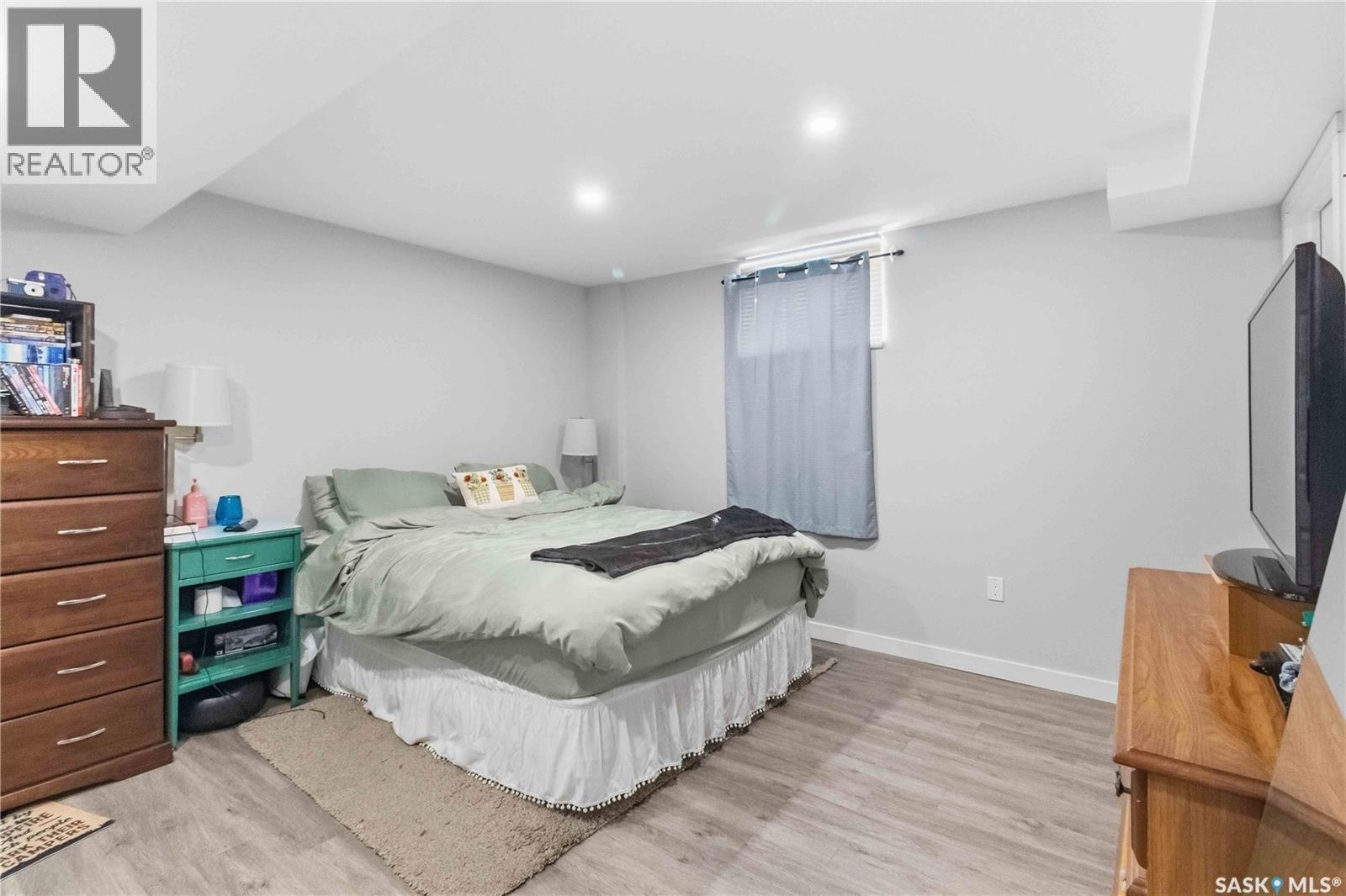 775 1st Avenue N, Martensville, Saskatchewan  S0K 2T2 - Photo 37 - SK032567