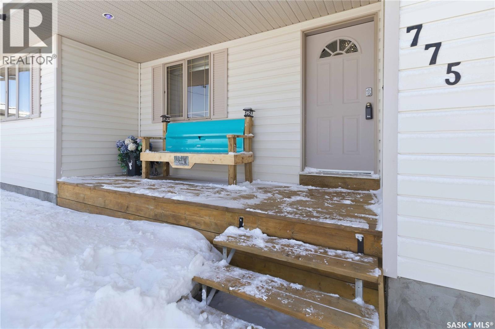 775 1st Avenue N, Martensville, Saskatchewan  S0K 2T2 - Photo 5 - SK032567