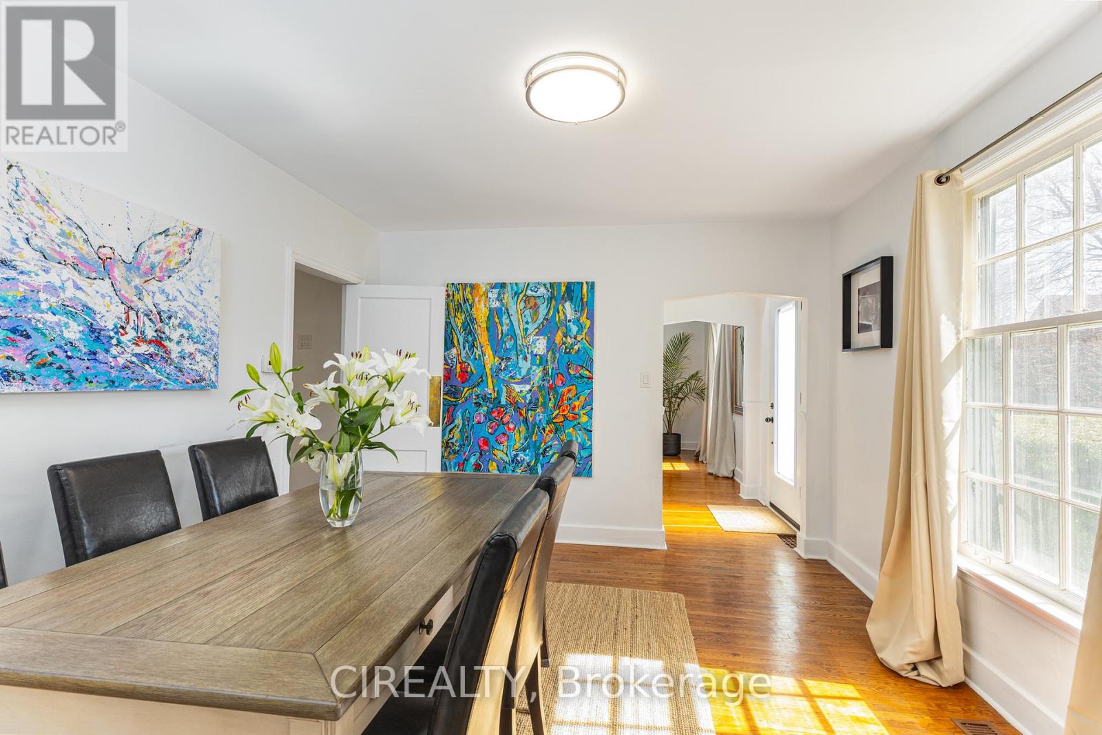 25 Howard Avenue, Oakville, Ontario  L6J 3Y2 - Photo 12 - W12988970