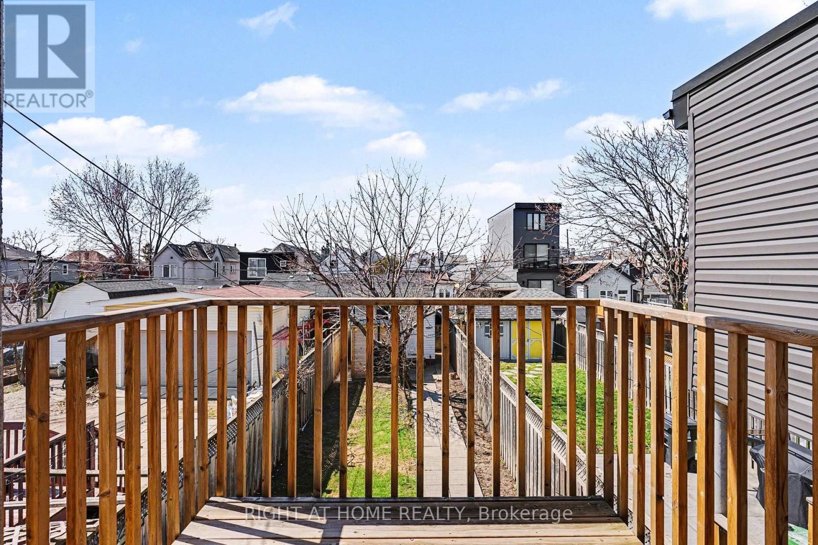 174 Rosethorn Avenue, Toronto, Ontario  M6N 3L4 - Photo 14 - W12988992