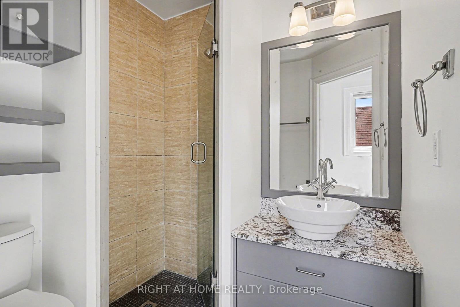 174 Rosethorn Avenue, Toronto, Ontario  M6N 3L4 - Photo 16 - W12988992