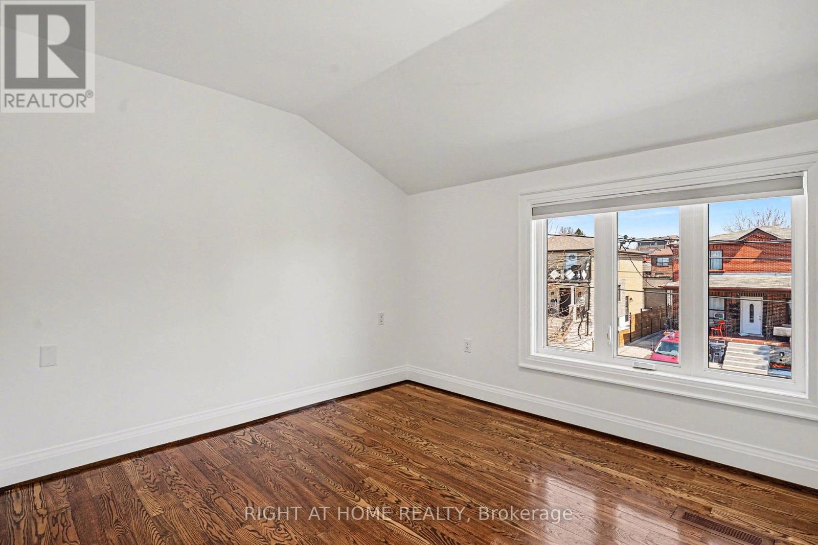 174 Rosethorn Avenue, Toronto, Ontario  M6N 3L4 - Photo 20 - W12988992