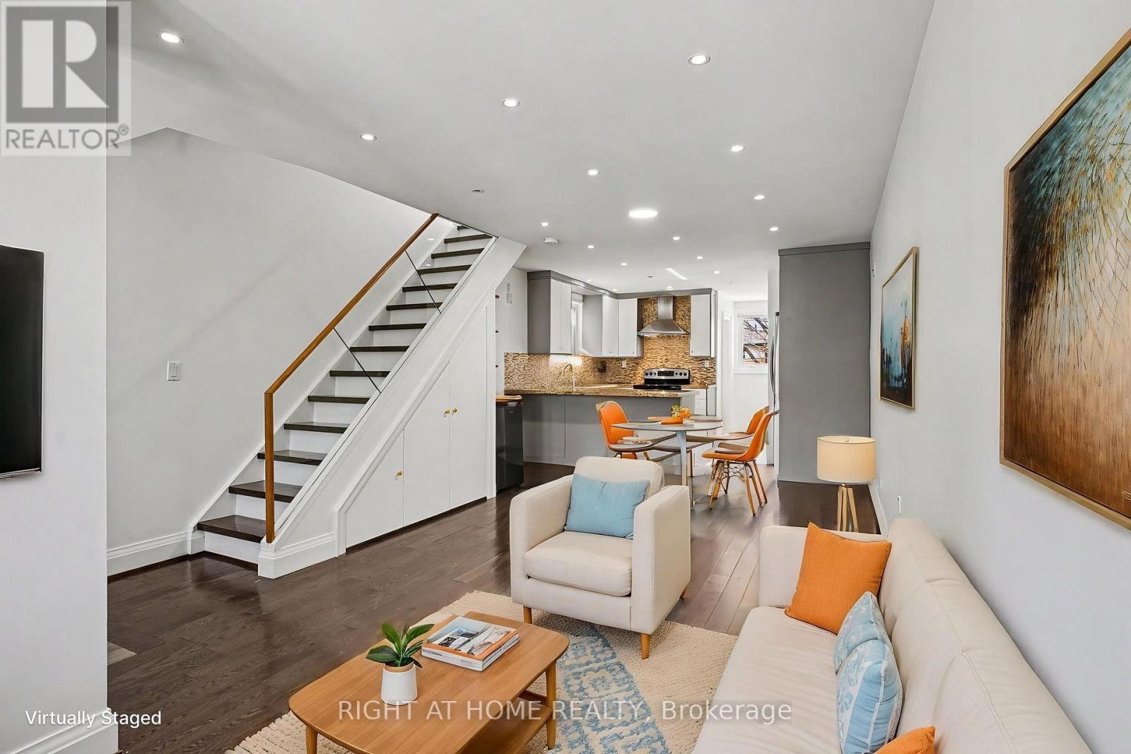 174 Rosethorn Avenue, Toronto, Ontario  M6N 3L4 - Photo 4 - W12988992