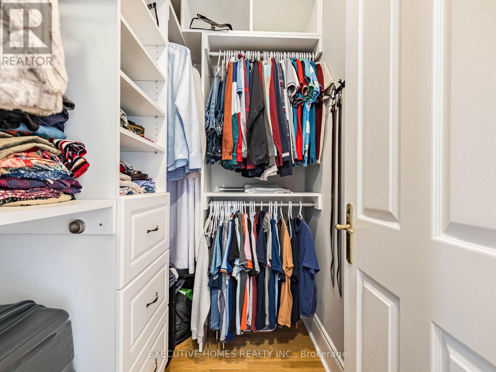 Pho8 - 25 Kingsbridge Garden Circle, Mississauga, Ontario  L5R 4B1 - Photo 22 - W12988996