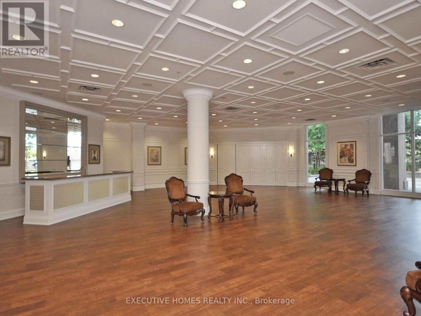 Pho8 - 25 Kingsbridge Garden Circle, Mississauga, Ontario  L5R 4B1 - Photo 41 - W12988996