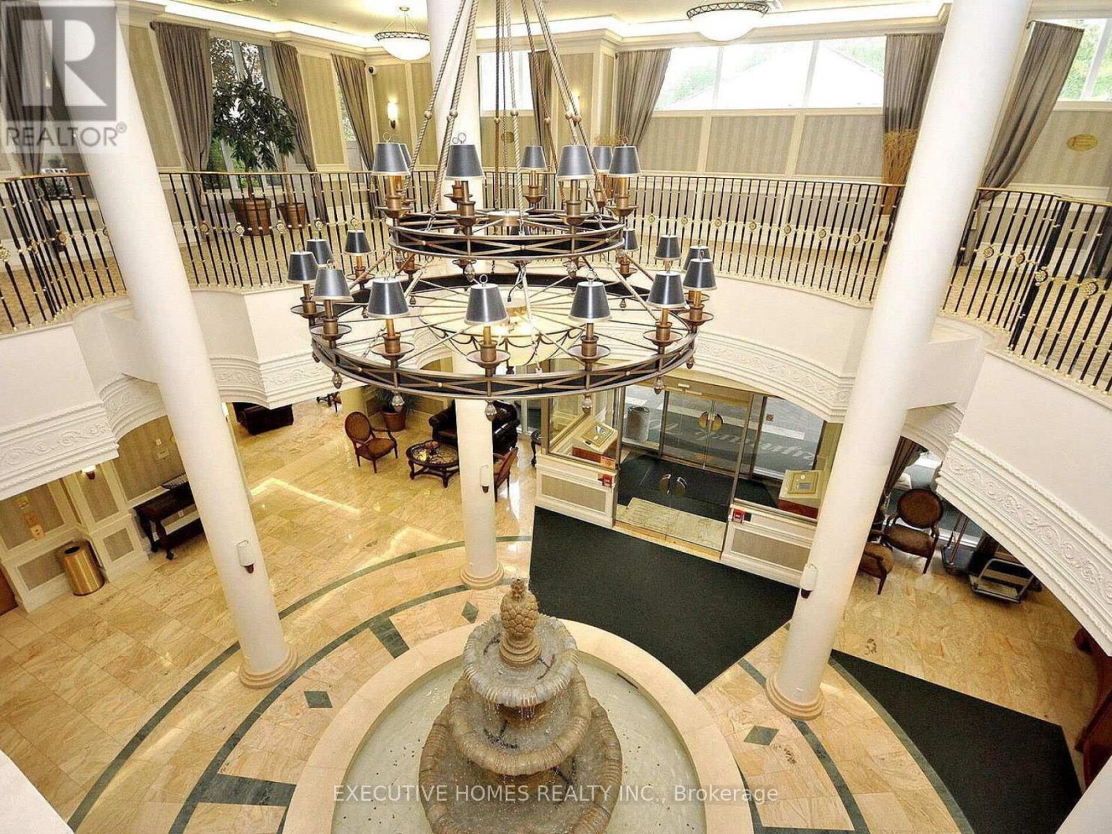 Pho8 - 25 Kingsbridge Garden Circle, Mississauga, Ontario  L5R 4B1 - Photo 7 - W12988996