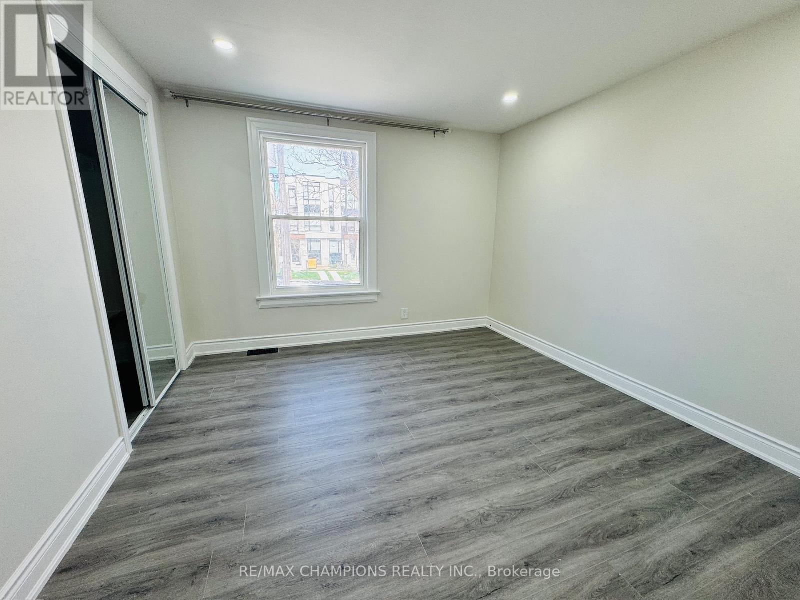 2nd Flr - 196 Caledonia Road, Toronto, Ontario  M6E 4S7 - Photo 4 - W12989024