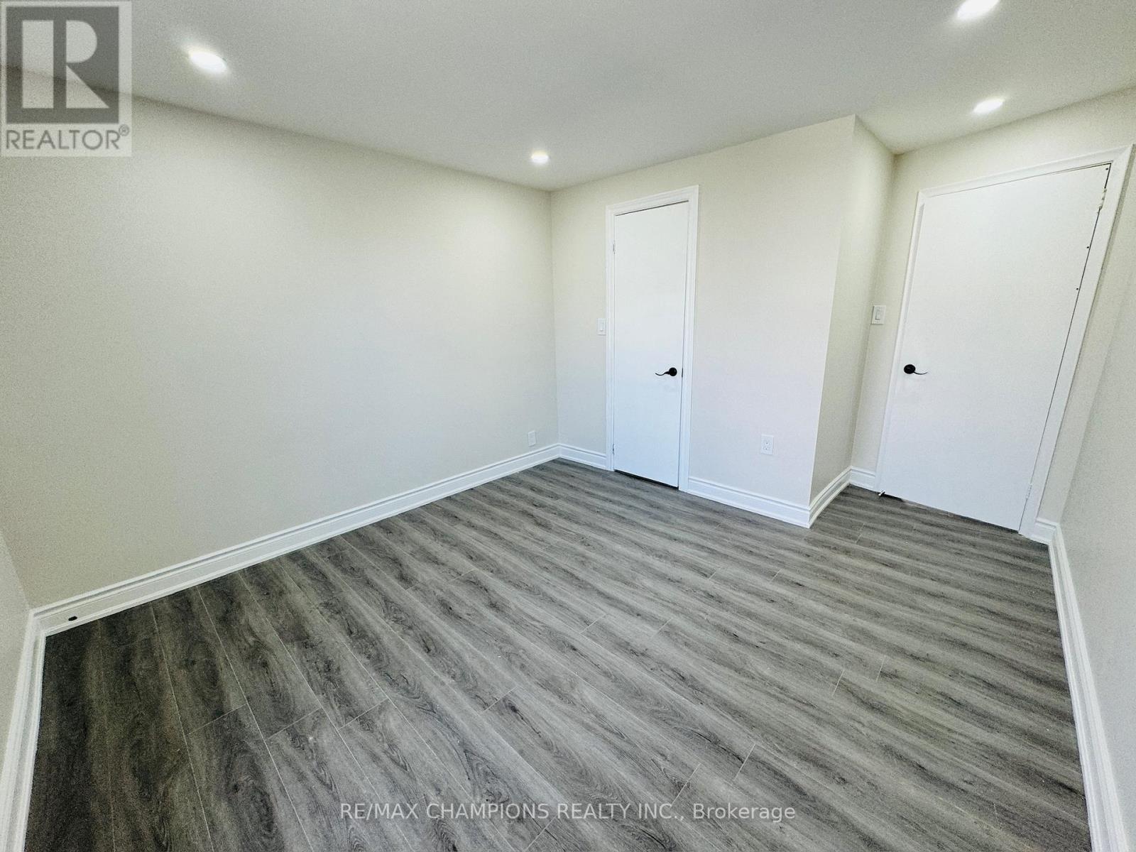 2nd Flr - 196 Caledonia Road, Toronto, Ontario  M6E 4S7 - Photo 6 - W12989024