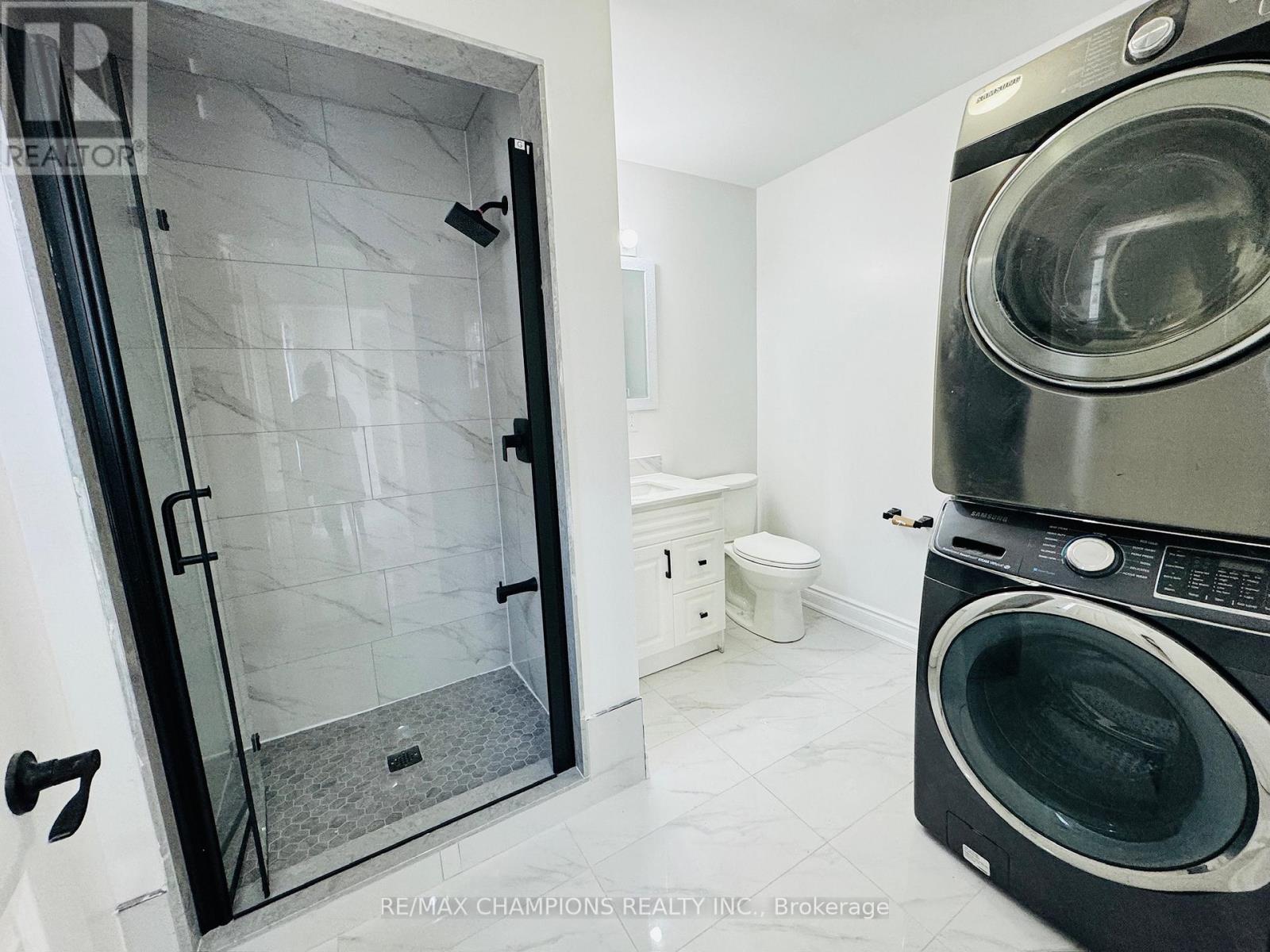 Main Flr - 196 Caledonia Road, Toronto, Ontario  M6E 4S7 - Photo 23 - W12989062