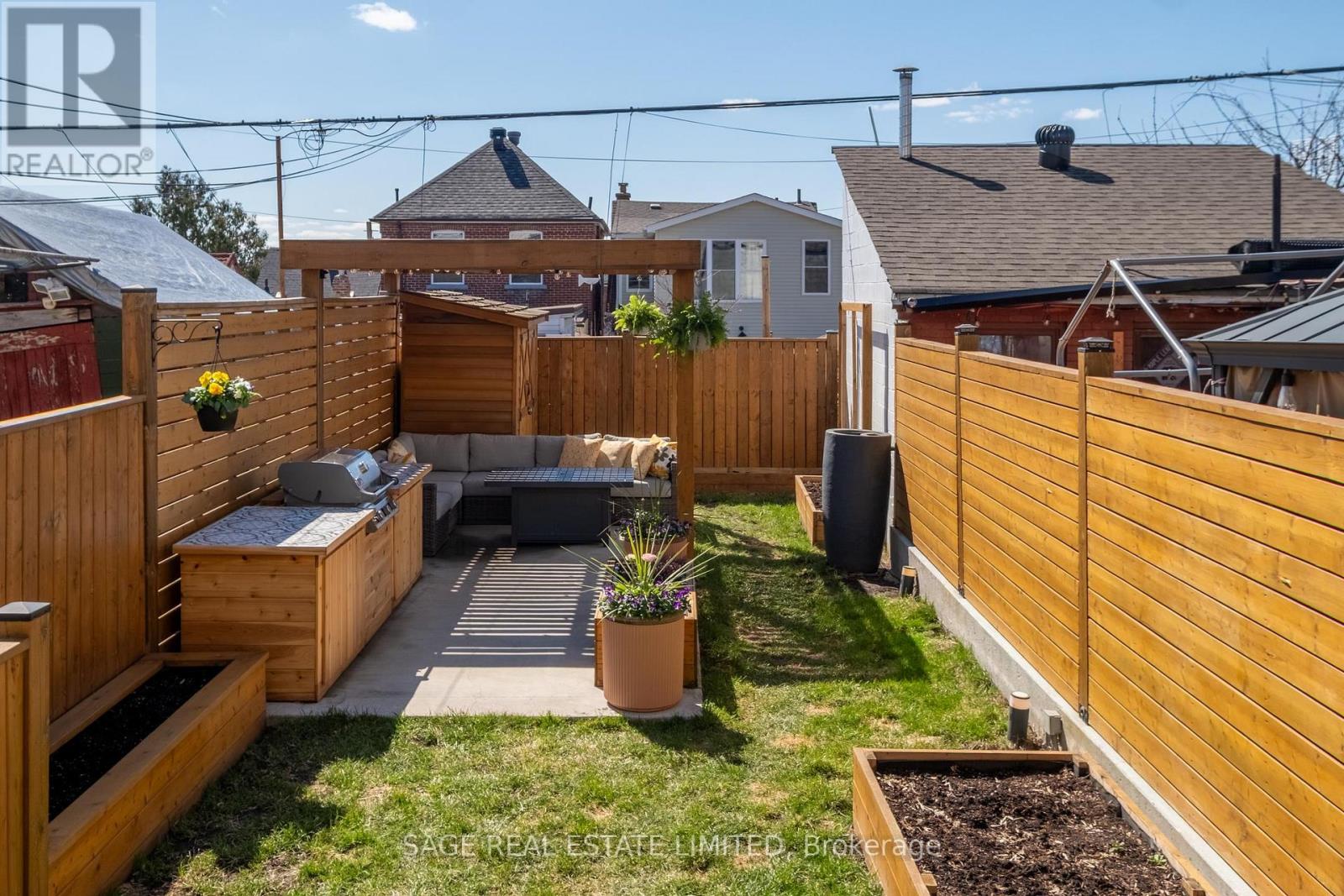 178 Prescott Avenue, Toronto, Ontario  M6N 3H1 - Photo 35 - W12989074