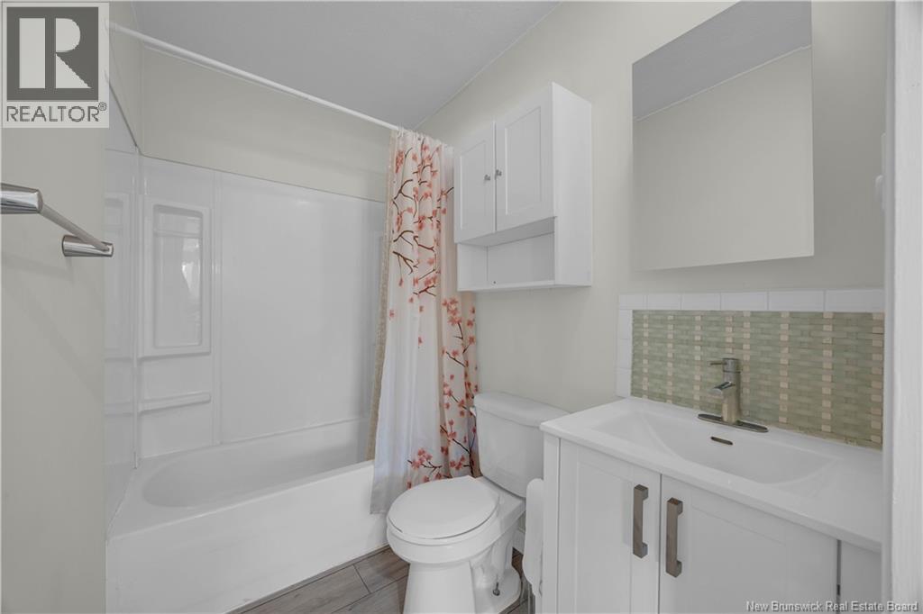 2 Parkdale Avenue, Rothesay, New Brunswick  E2E 2N7 - Photo 45 - NB136732