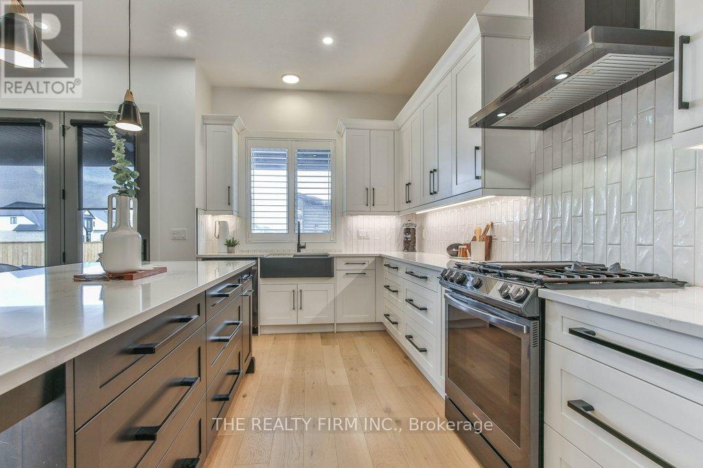 4 Sycamore Road, Southwold (Talbotville), Ontario  N5P 0G6 - Photo 13 - X12989094