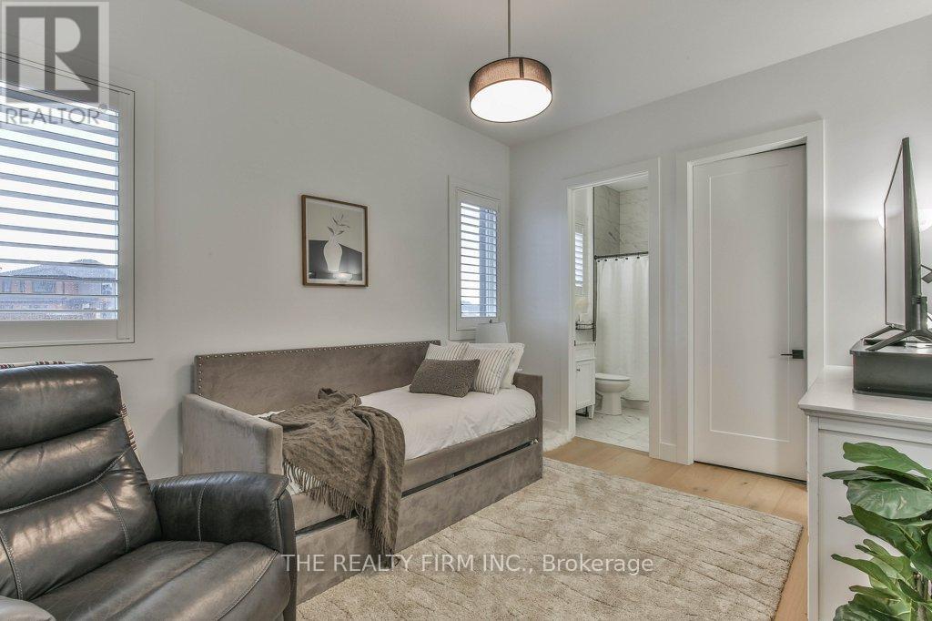 4 Sycamore Road, Southwold (Talbotville), Ontario  N5P 0G6 - Photo 19 - X12989094