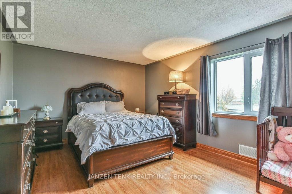 273 Main Street, Norfolk (Courtland), Ontario  N0J 1E0 - Photo 16 - X12989108