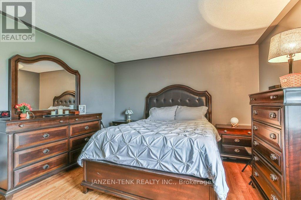 273 Main Street, Norfolk (Courtland), Ontario  N0J 1E0 - Photo 17 - X12989108