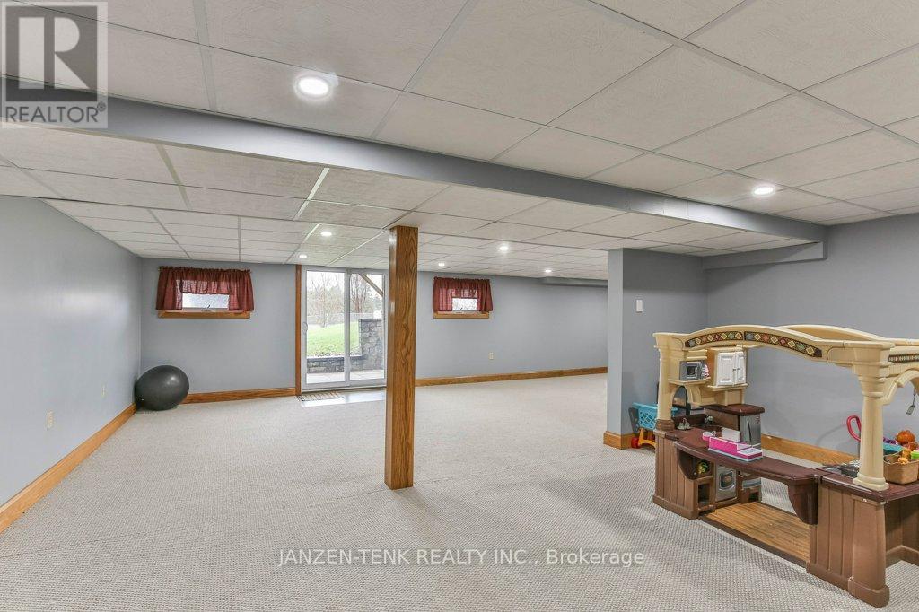 273 Main Street, Norfolk (Courtland), Ontario  N0J 1E0 - Photo 30 - X12989108