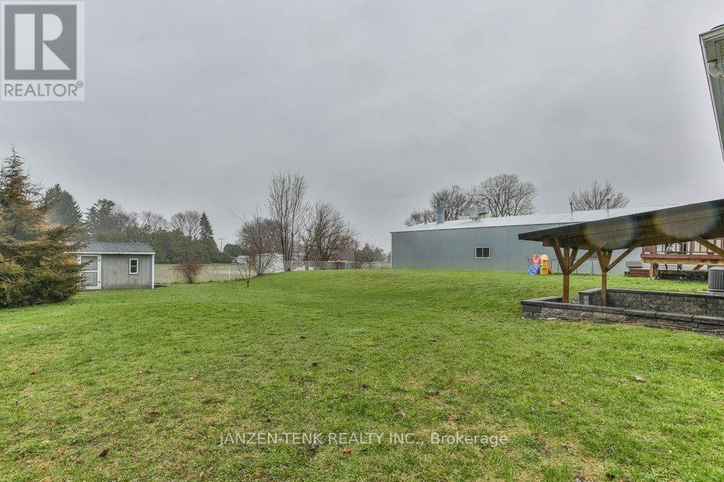 273 Main Street, Norfolk (Courtland), Ontario  N0J 1E0 - Photo 34 - X12989108