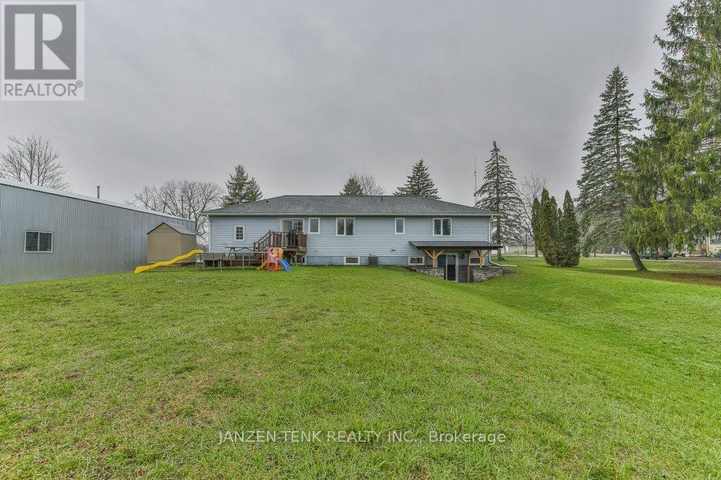 273 Main Street, Norfolk (Courtland), Ontario  N0J 1E0 - Photo 37 - X12989108