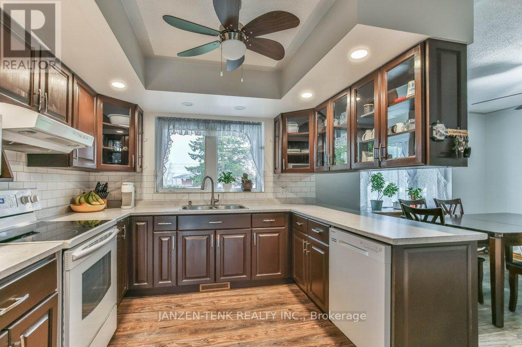 273 Main Street, Norfolk (Courtland), Ontario  N0J 1E0 - Photo 9 - X12989108