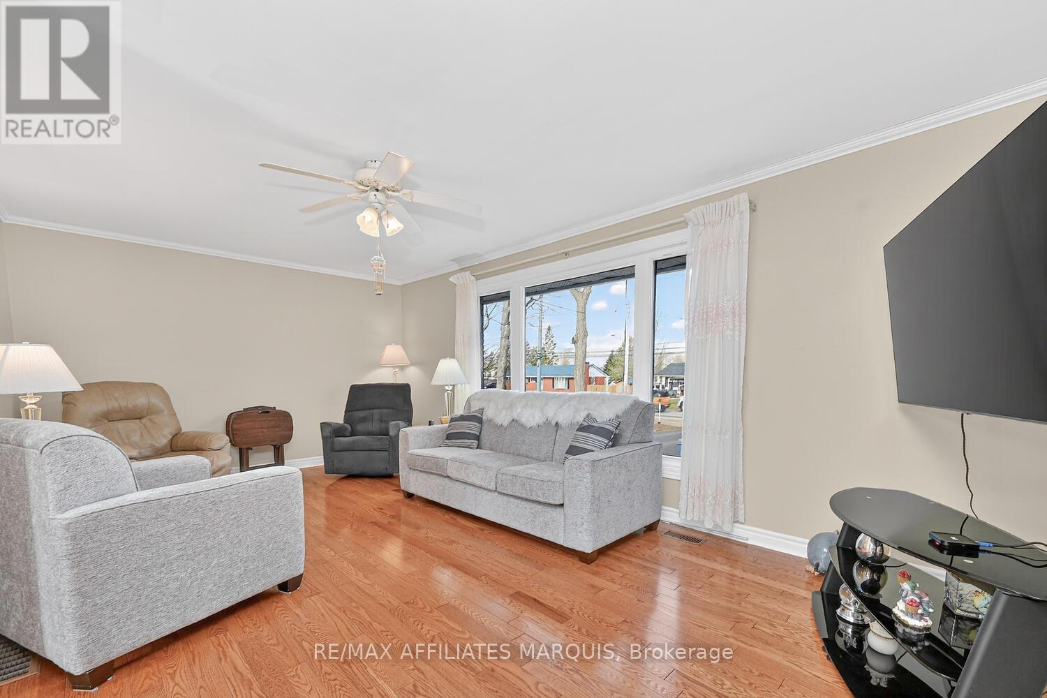 39 Golf Club Road, Rideau Lakes, Ontario  K7A 4S5 - Photo 12 - X12989106