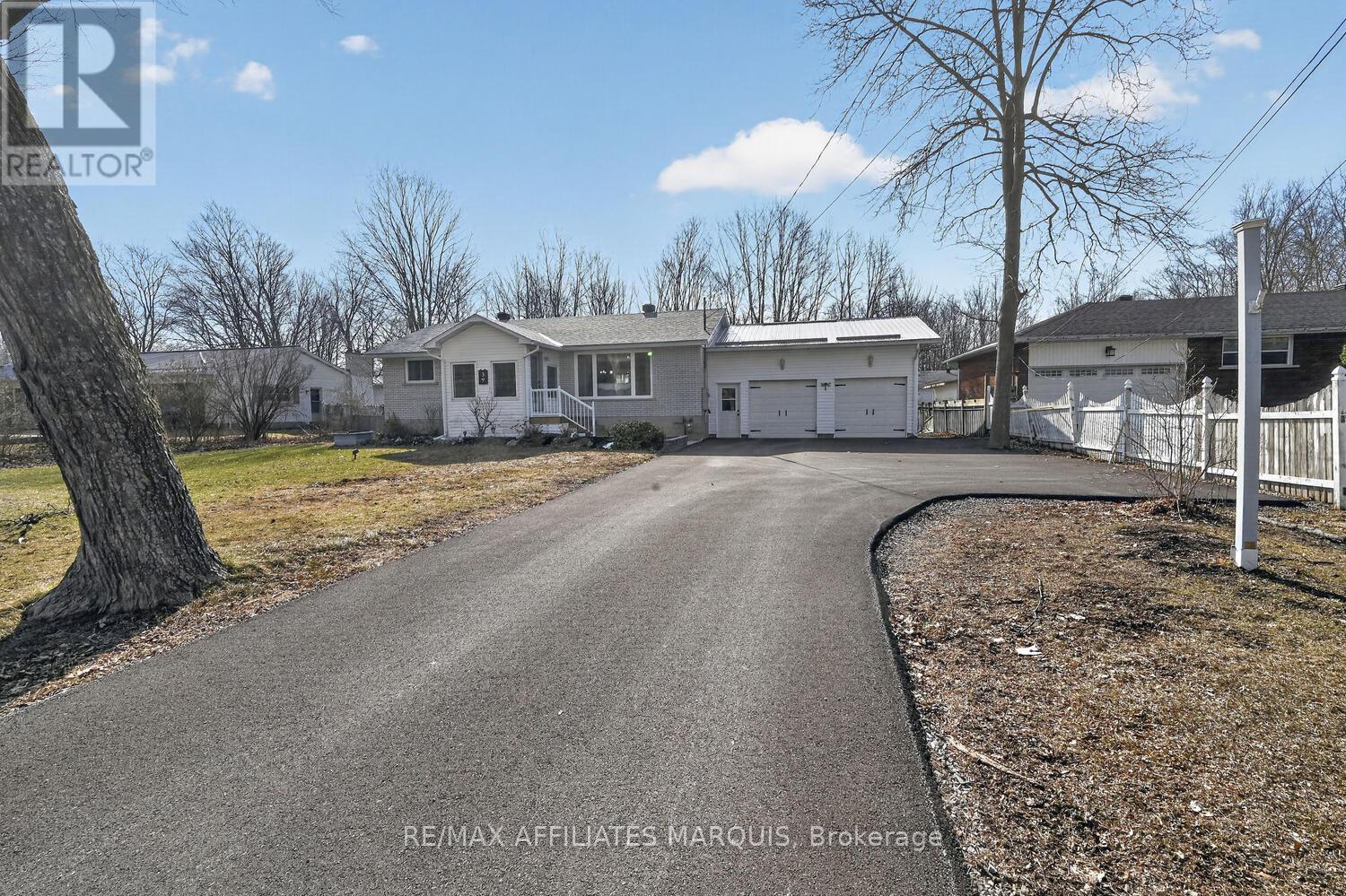 39 Golf Club Road, Rideau Lakes, Ontario  K7A 4S5 - Photo 4 - X12989106