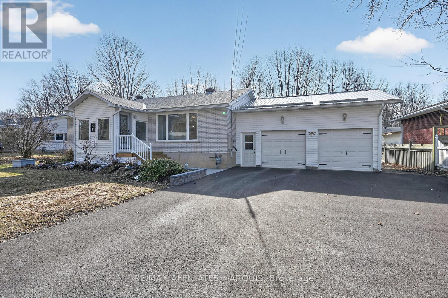 39 Golf Club Road, Rideau Lakes, Ontario  K7A 4S5 - Photo 8 - X12989106