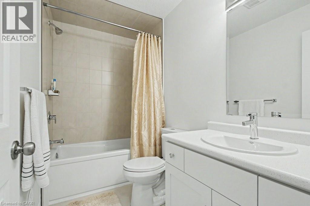 53 Lomond Lane, Kitchener, Ontario N2R 0T6 - Photo 9 - 40819390