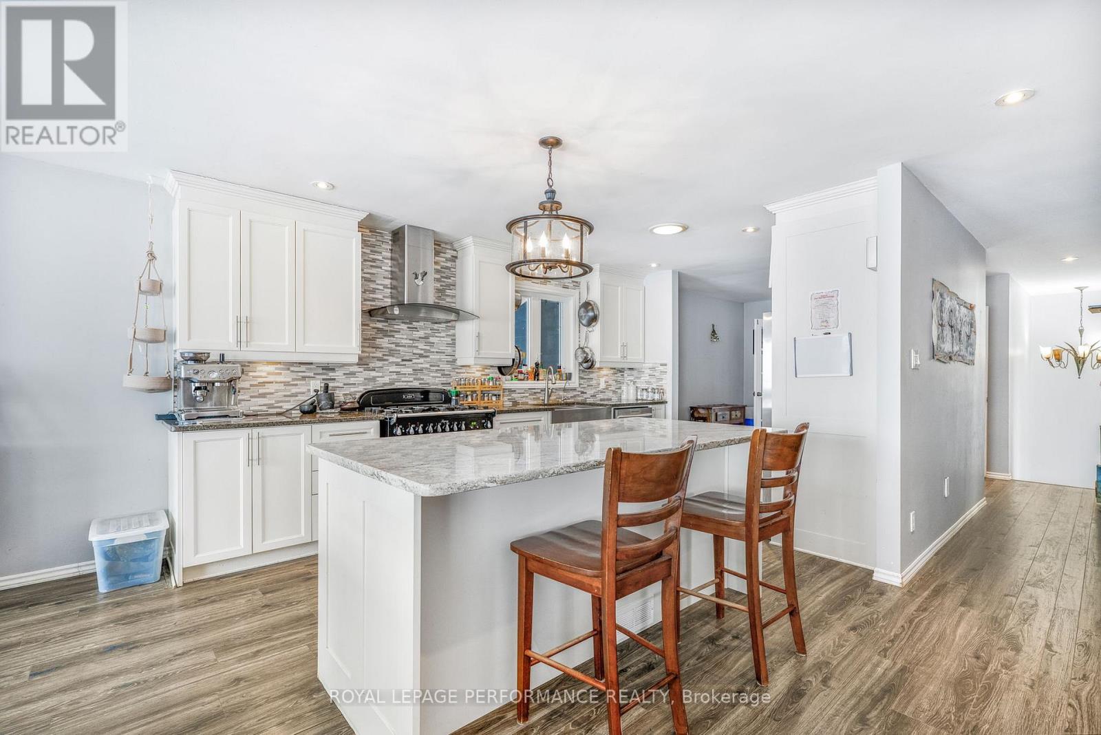 922 Lalonde Road, Champlain, Ontario K0B 1K0 - Photo 13 - X12631138