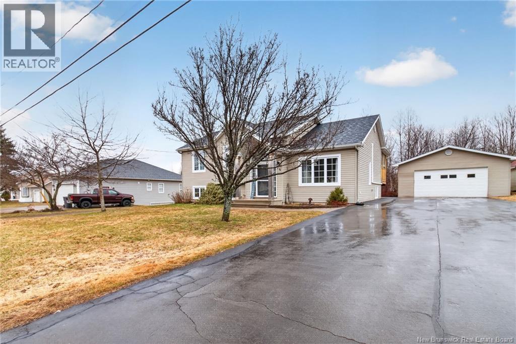 74 Anik, Dieppe, New Brunswick  E1A 7T6 - Photo 9 - NB136999