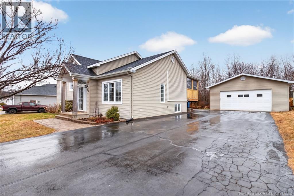 74 Anik, Dieppe, New Brunswick  E1A 7T6 - Photo 13 - NB136999
