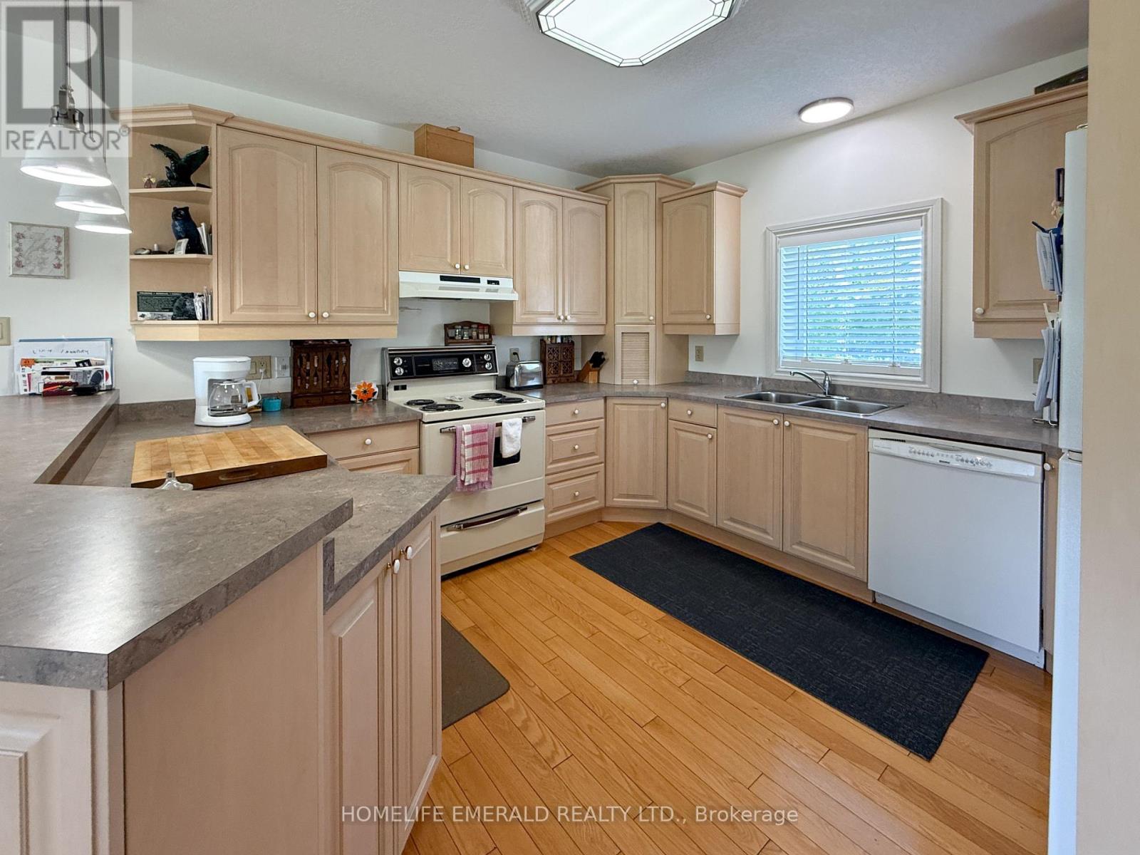 3175 3/4 Concession, Clearview, Ontario  L0M 1N0 - Photo 17 - S12830720