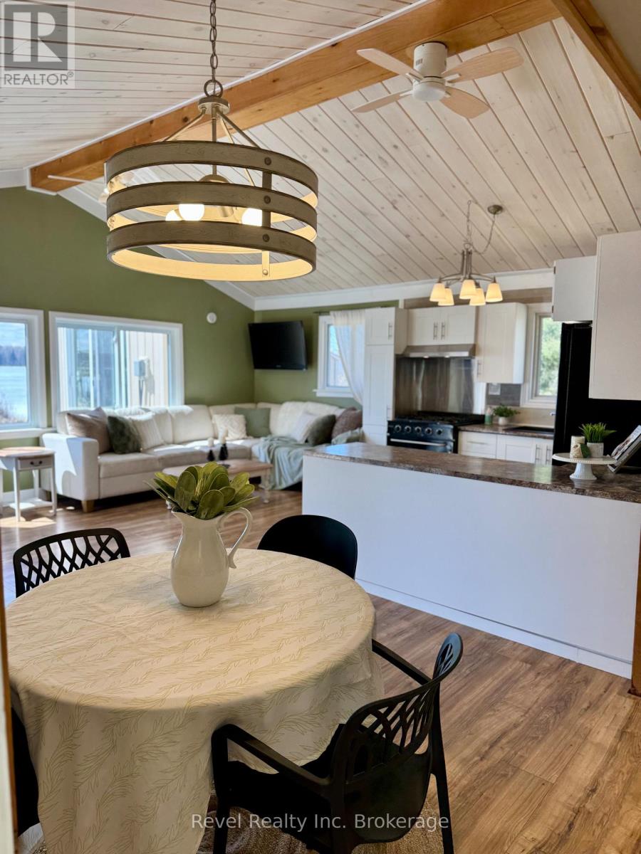 286 Mallard Haven Road, Chisholm, Ontario  P0H 1B0 - Photo 11 - X12989126