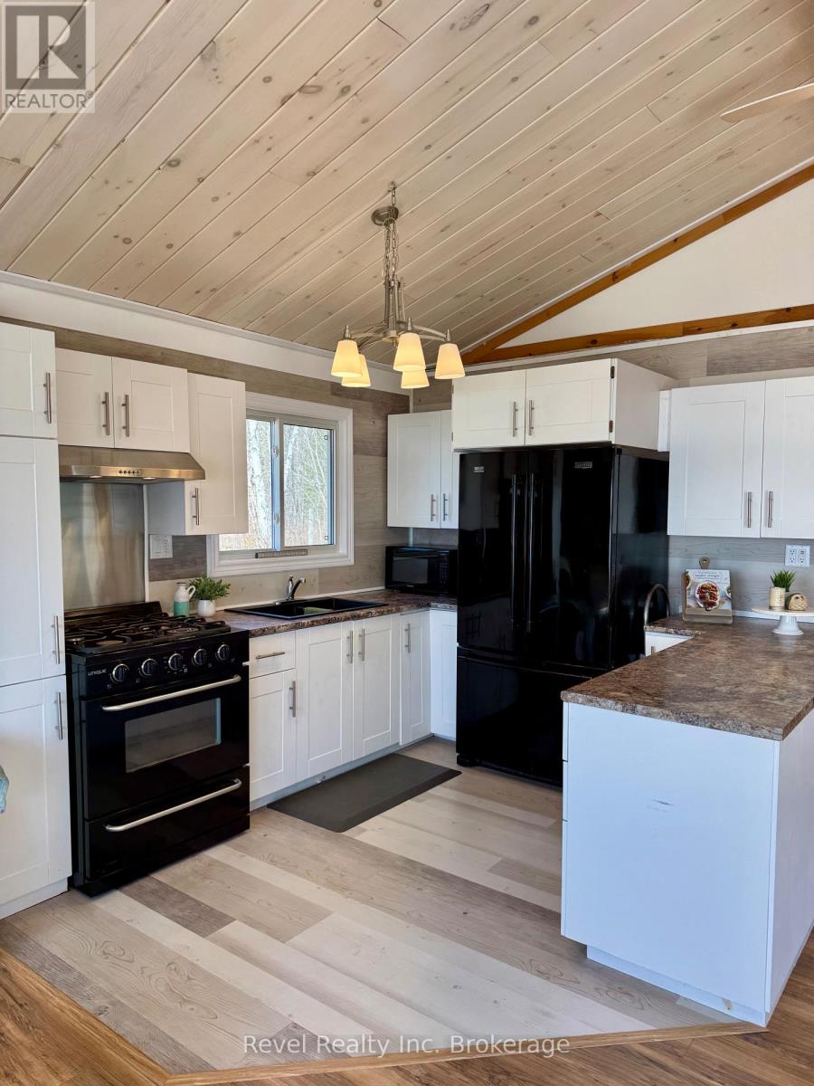 286 Mallard Haven Road, Chisholm, Ontario  P0H 1B0 - Photo 12 - X12989126